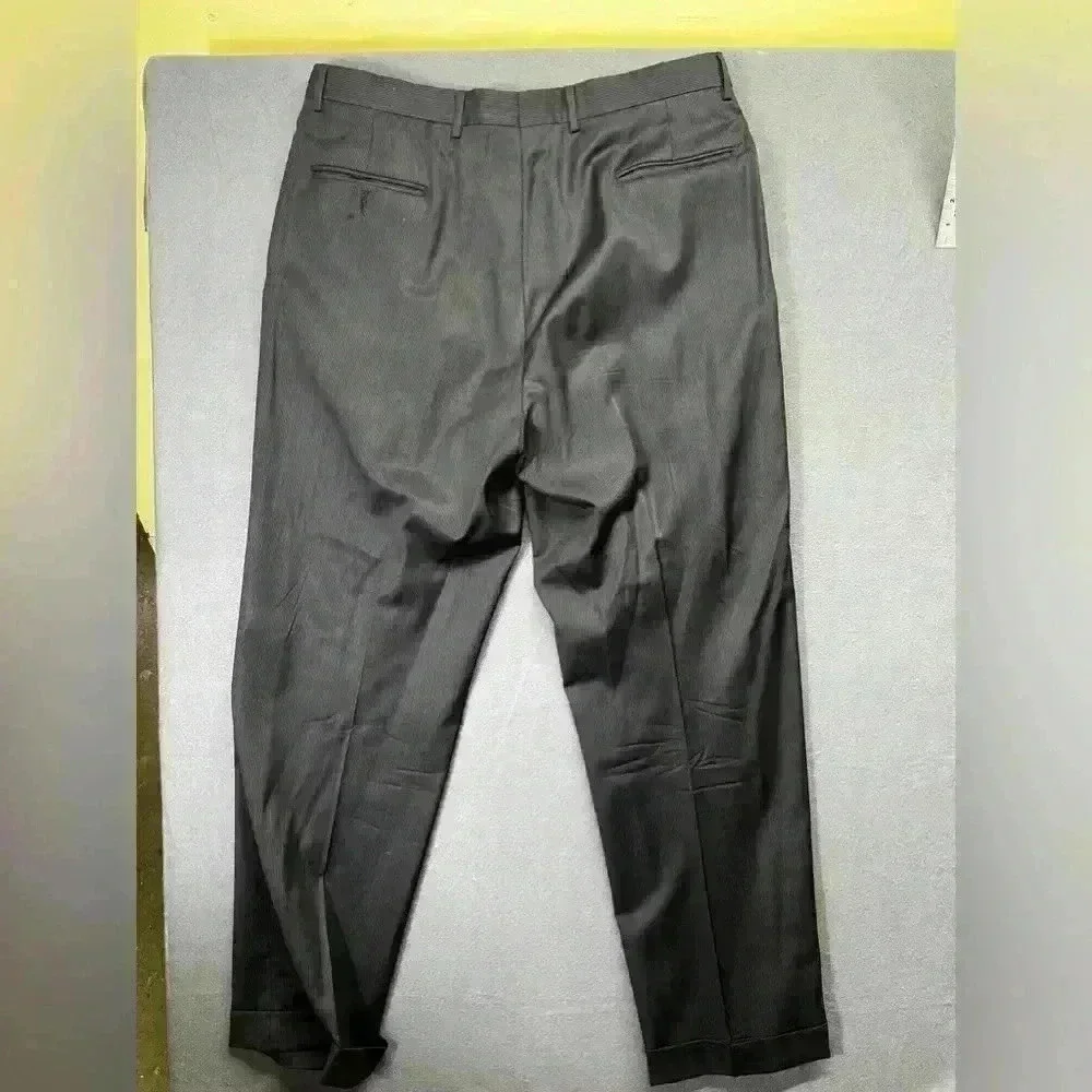 Jos. A Bank 2pc 100% Wool Suit Blazer 43L & Pants 36 Men's‎ GUC Gray Black Nice